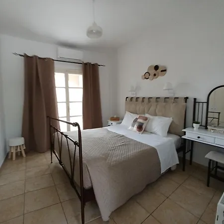 Babis & Iremia Apartment *