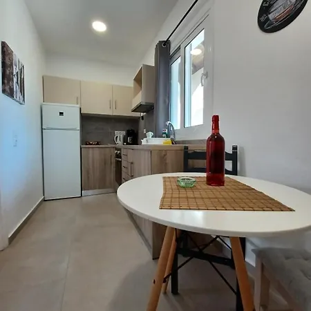 Babis & Iremia Acharavi (Corfu)