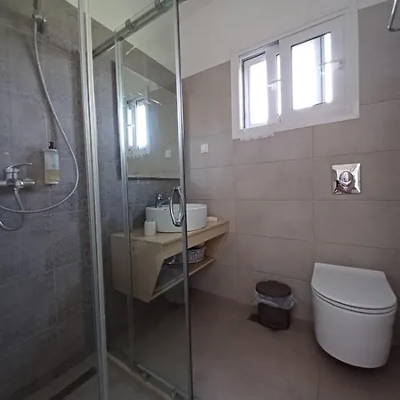 Babis & Iremia Acharavi (Corfu)