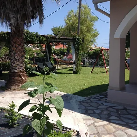 Babis & Iremia * Acharavi (Corfu)